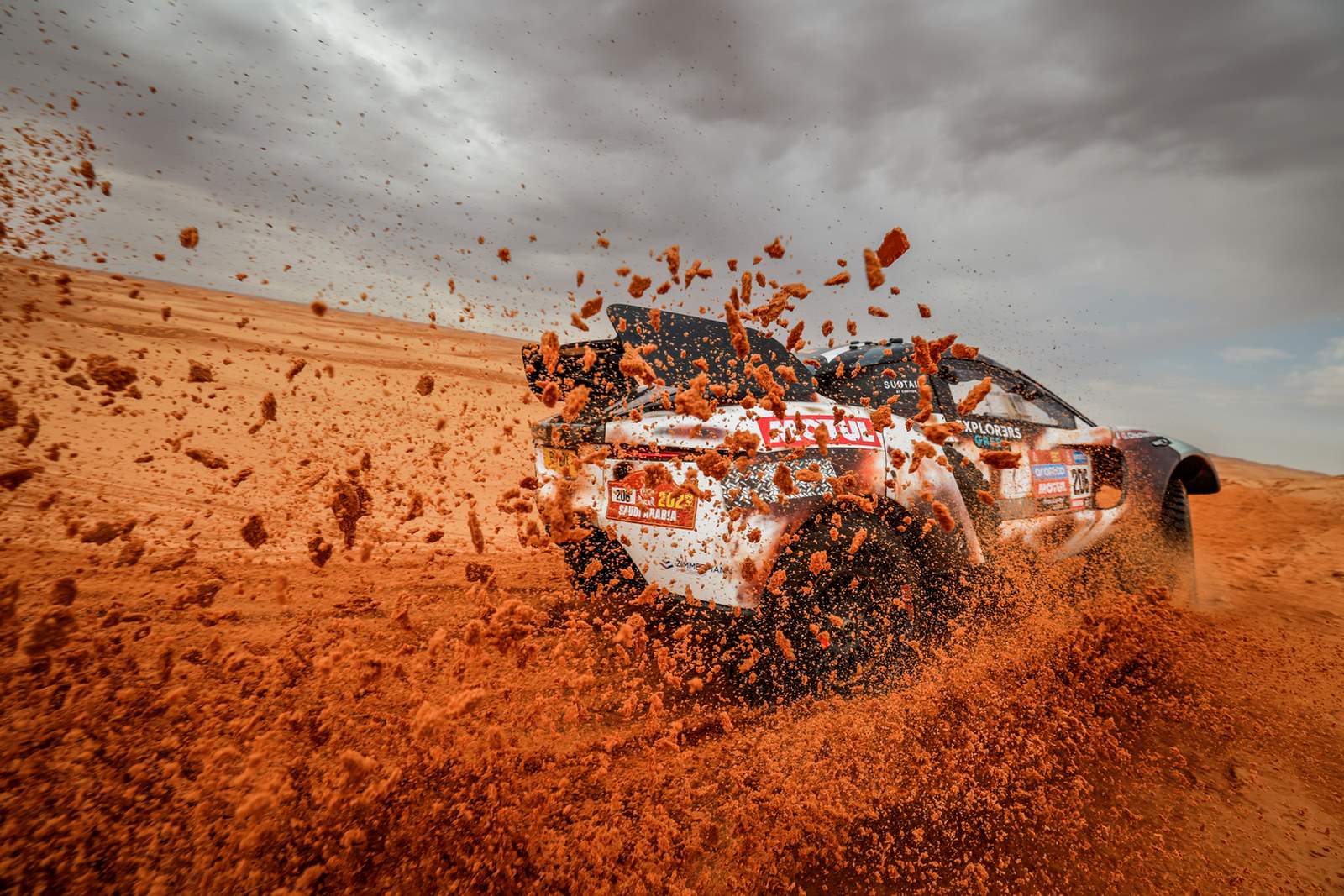Guerlain Chicherit lors de l'étape 0 du Dakar 2023