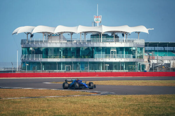Le premier roulage de la Williams FW45 à Silverstone