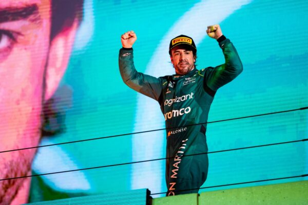 Nuit d'ivresse pour Aston Martin avec le podium d'Alonso