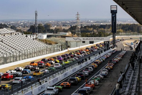 Lamborghini bat le record de la plus grande parade à Suzuka
