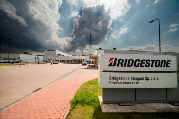 Un retour de Bridgestone en F1 dès 2025 ?