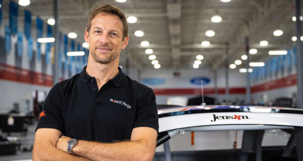 Button engagé pour 3 courses en NASCAR avec Rick Ware Racing