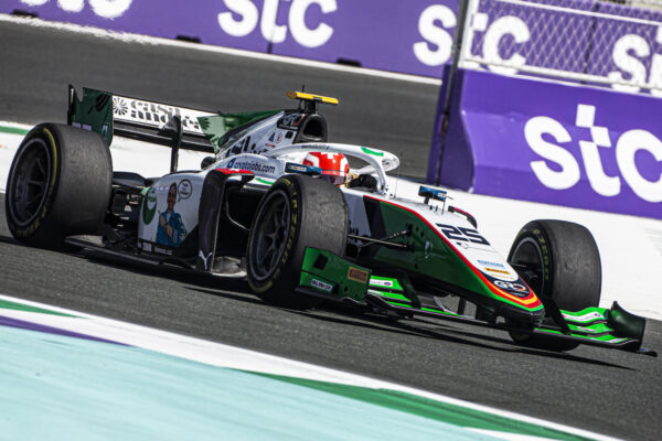 Ralph Boschung s'empare de la tête du championnat FIA F2 à Jeddah