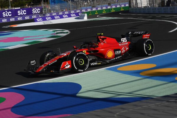 Ferrari a changé les moteurs de Leclerc et Sainz à Jeddah