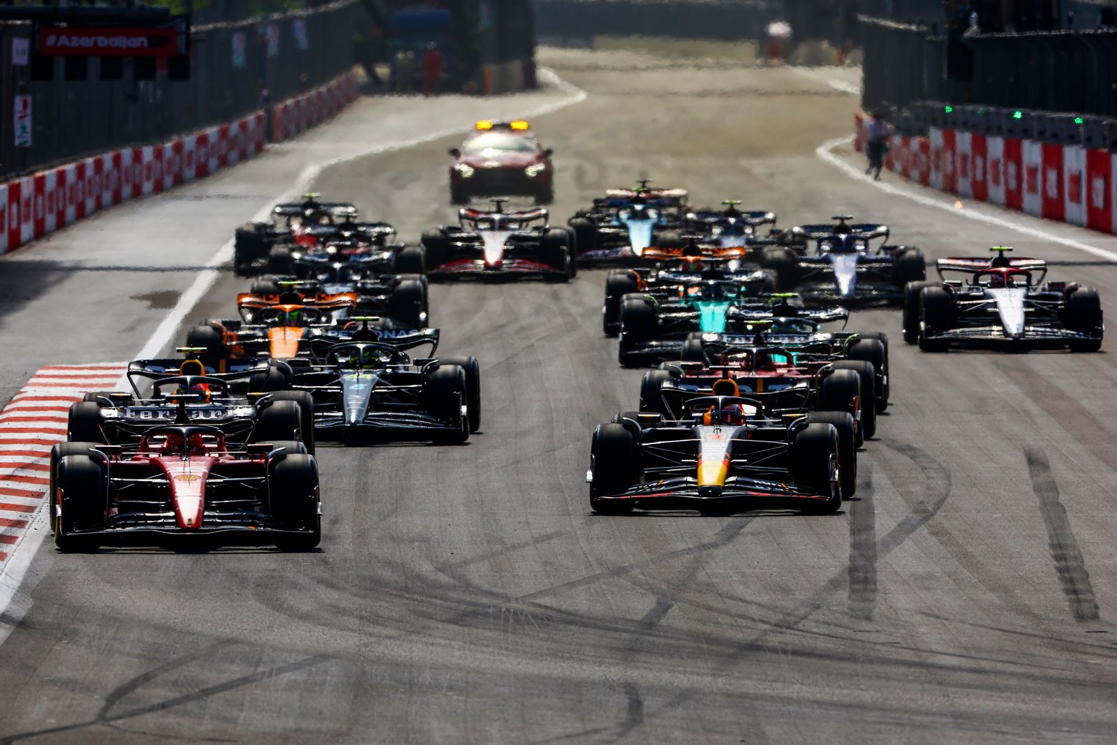 Le départ du Grand Prix d'Azerbaïdjan 2023