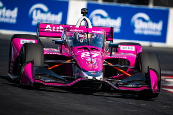 Grand Prix of Long Beach : Kirkwood résiste à la pression de Grosjean