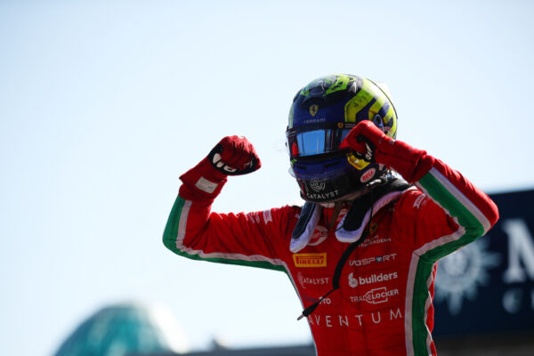 Carton plein pour Oliver Bearman à Bakou en FIA F2