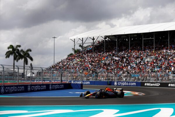 Grand Prix de Miami : Verstappen éclipse la concurrence