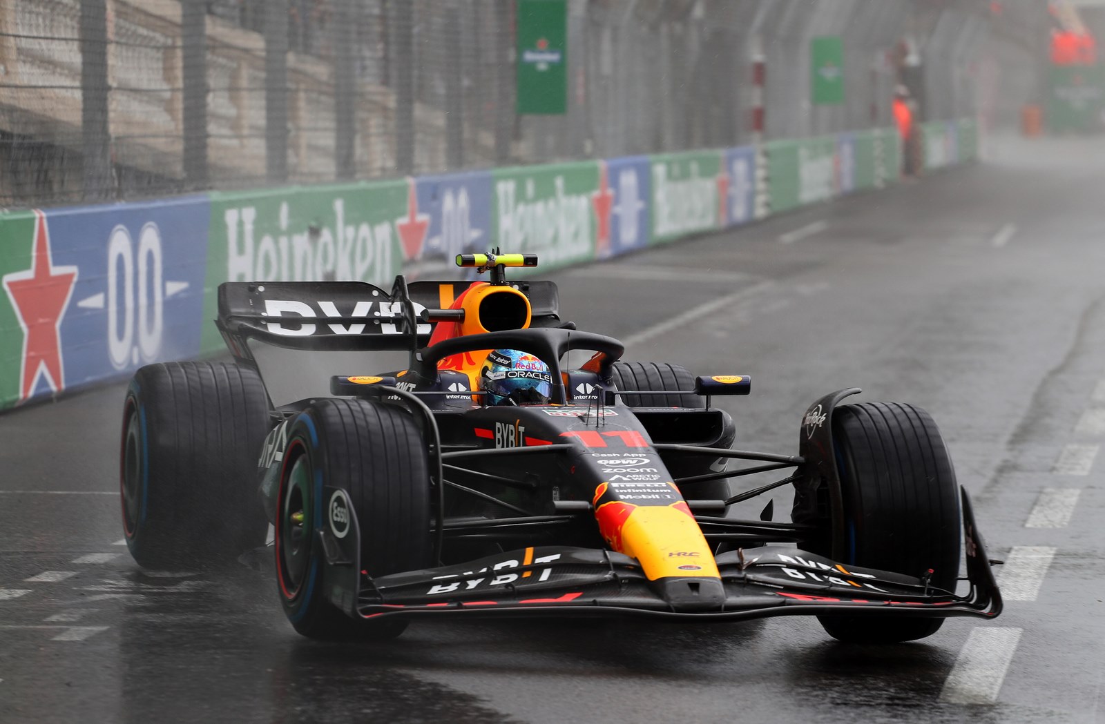 Sergio Pérez sous la pluie au GP de Monaco 2023