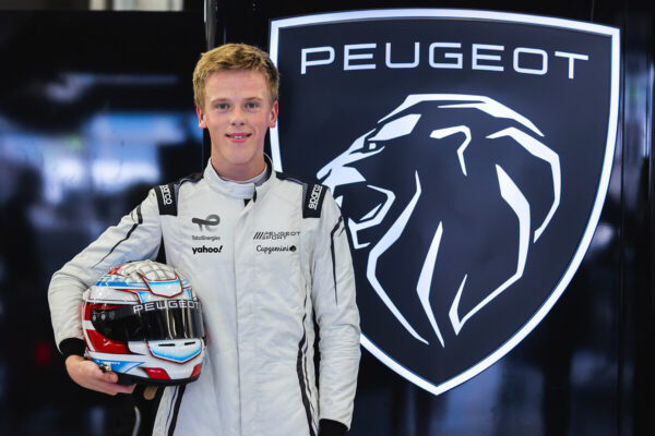 Malthe Jakobsen devient pilote junior du Team Peugeot TotalEnergies