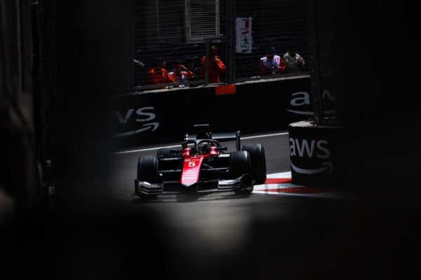 Retour sur le week-end en Azerbaïdjan des pilotes français en FIA F2