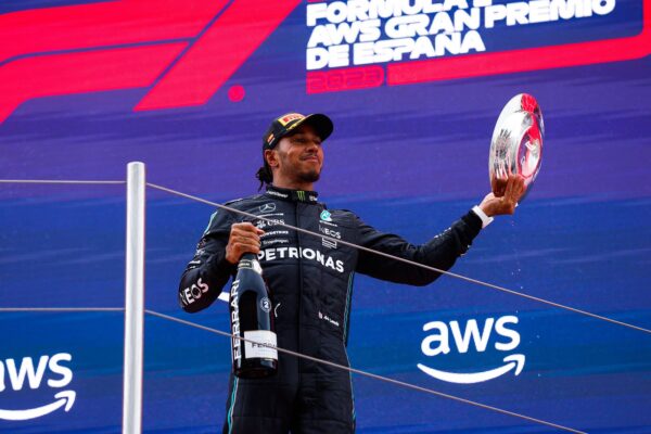 Mercedes et Hamilton en réunion ce lundi, le contrat bientôt signé ?