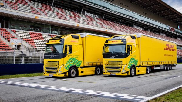 La tournée européenne F1 avec des camions au biocarburant