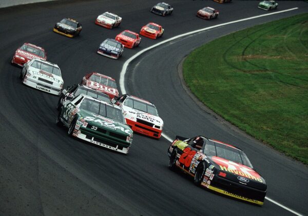 NASCAR Classics : plus de 1000 courses historiques gratuitement