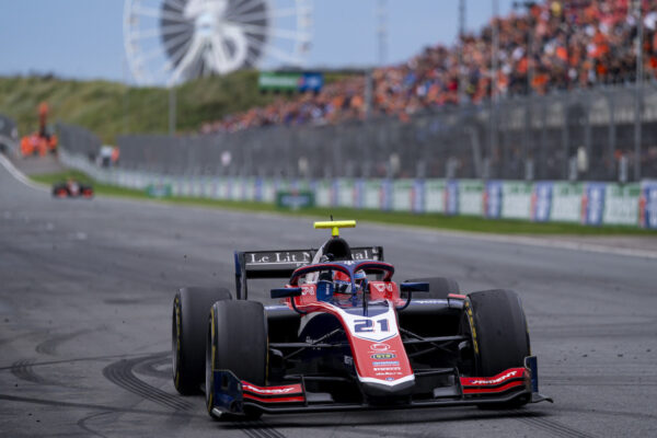 Première victoire de Clément Novalak en FIA F2