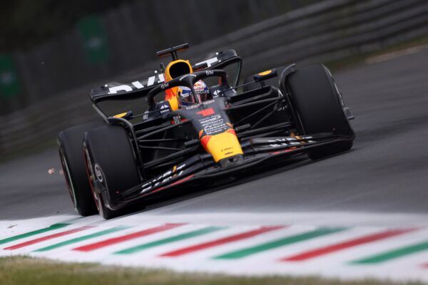 Monza, EL1 : Verstappen d'un souffle devant Sainz et Pérez