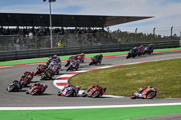 22 week-ends de course MotoGP en 2024 ?