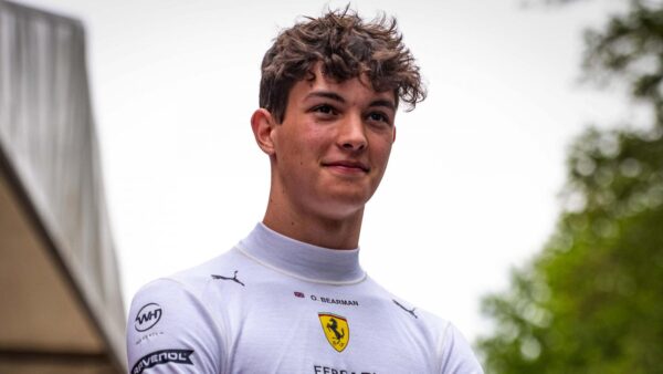 Oliver Bearman aux EL1 à Mexico et Abu Dhabi avec Haas