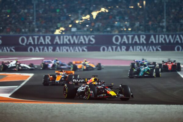 Grand Prix du Qatar : Verstappen s'impose pour fêter son titre !