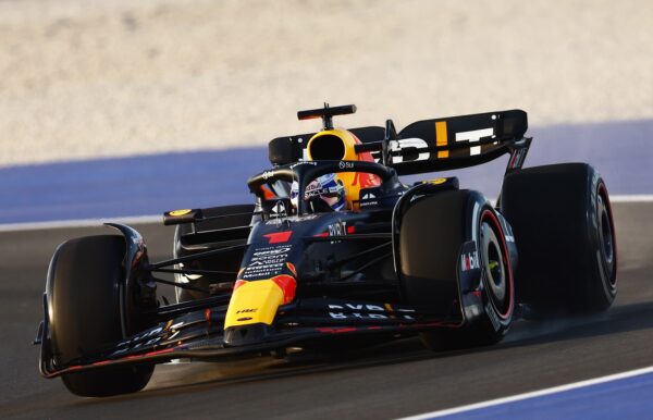 Qatar, EL1 : Verstappen devance les Ferrari