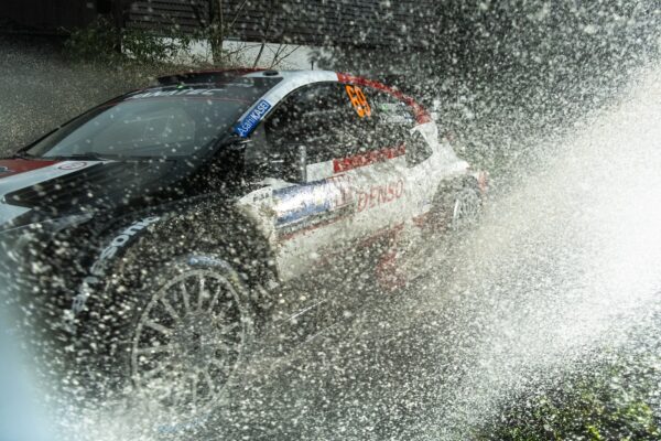 Central European Rally, après ES5 : Rovanperä éclabousse la concurrence !