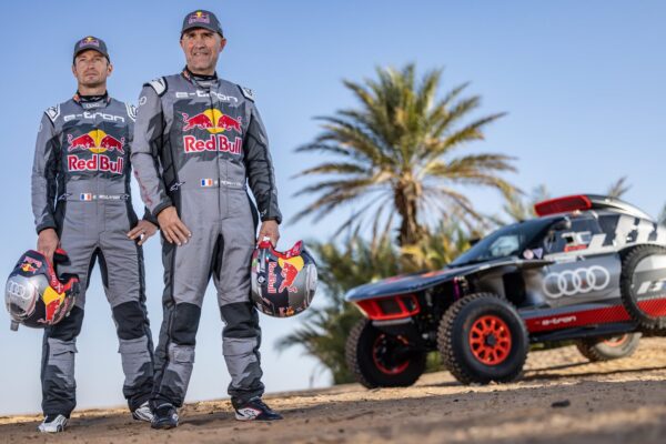 Stéphane Peterhansel et Edouard Boulanger pour Audi sur le Dakar 2024