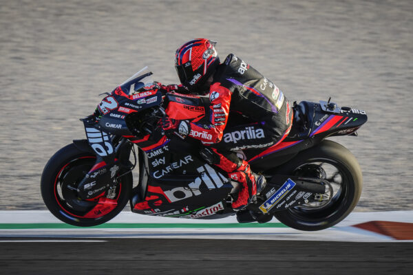 Maverick Viñales en tête des essais 2023 de Valencia