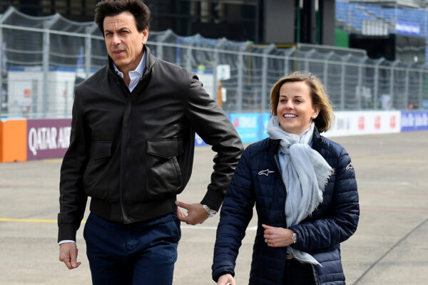 La FIA enquête sur Toto et Susie Wolff accusés de conflit d'intérêts