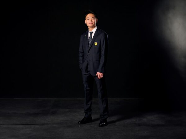 Yifei Ye devient pilote d'usine Ferrari dès 2024