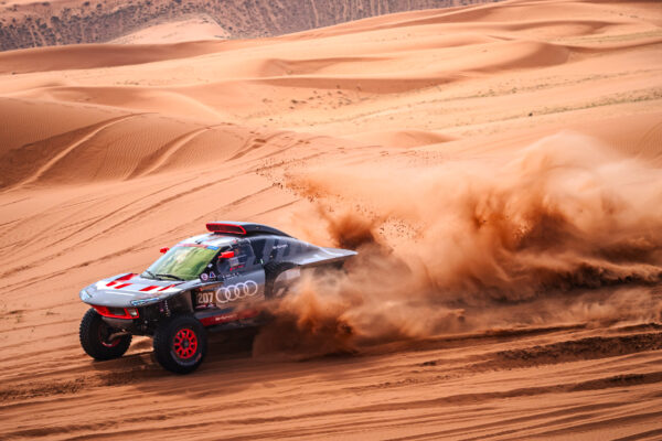 Dakar 2024, Étape 8 : Doublé Audi grâce à Ekström et Peterhansel