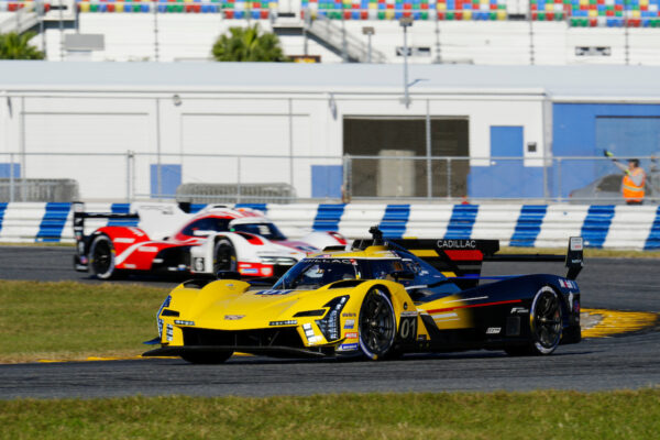 24h Daytona, H+2 : Cadillac en forme !