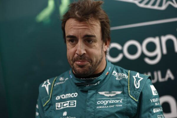 Alonso se dit surpris par le choix d'Hamilton pour Ferrari