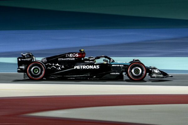 Bahreïn, EL2 : Hamilton emmène un doublé Mercedes