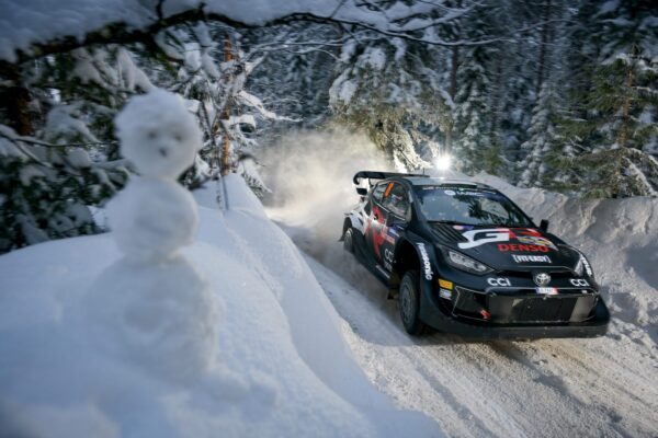Suède, ES4 : Tänak et Rovanperä à la faute, Katsuta leader