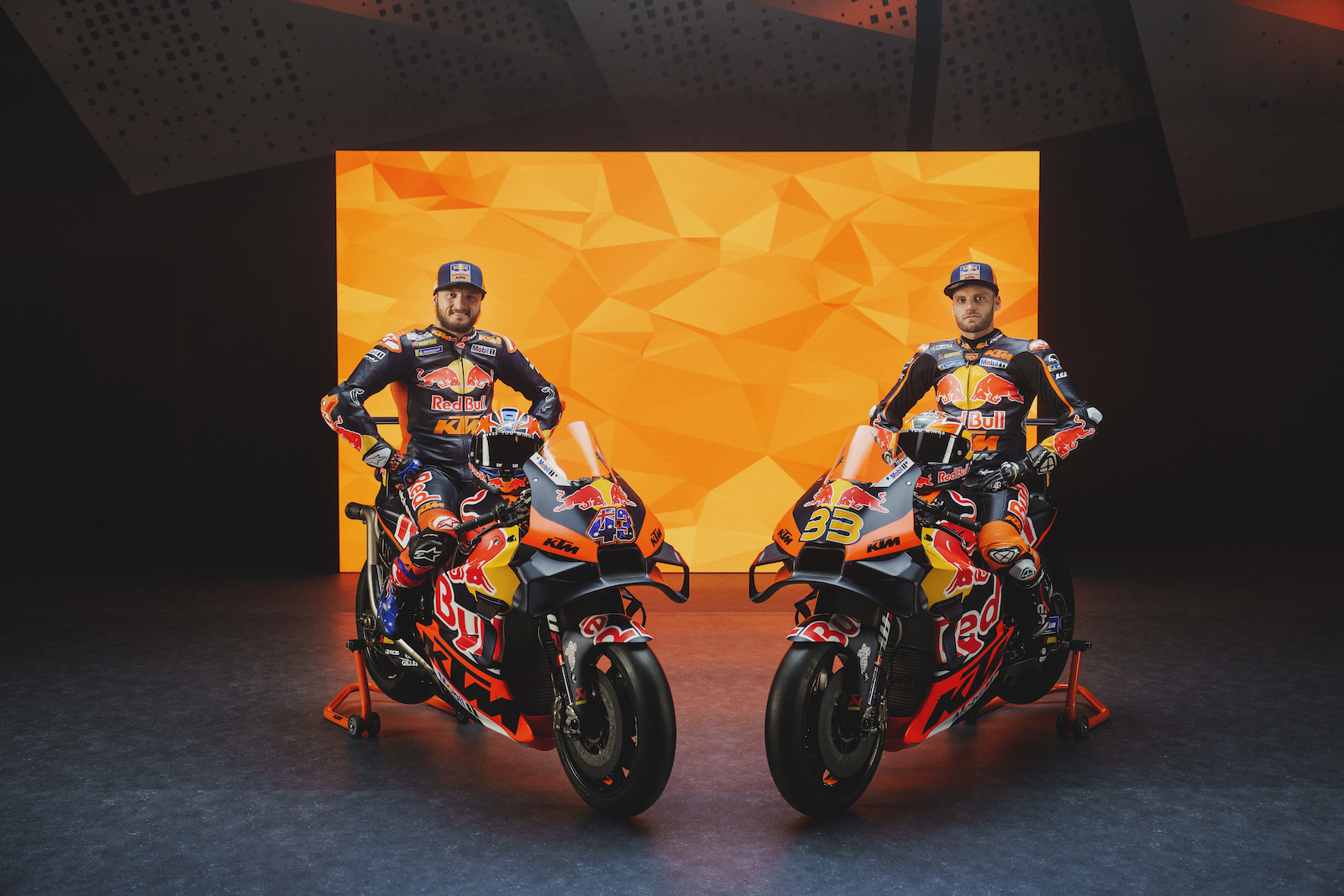 Brad Binder et Jack Miller sur la KTM RC16 MotoGP 2024
