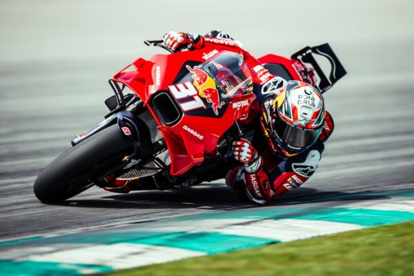 Pedro Acosta, le surprenant rookie à Sepang