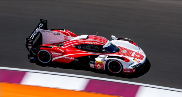 Qatar 1812 km, H+6 : Porsche Penske à l'aise devant Peugeot
