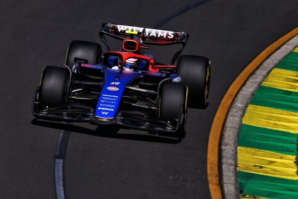 Williams choisit d'attribuer le châssis de Sargeant à Albon