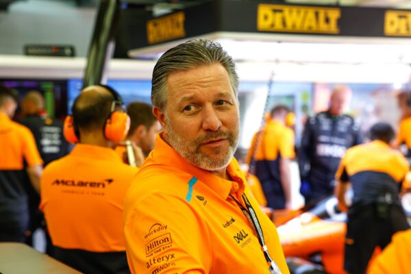 McLaren prolonge Zak Brown à la tête de l'équipe