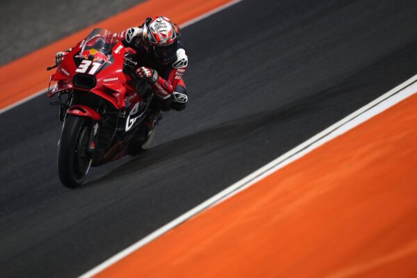 Pedro Acosta fait sensation pour son premier week-end en MotoGP