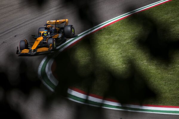 Piastri pénalisé de 3 places pour avoir gêné Magnussen