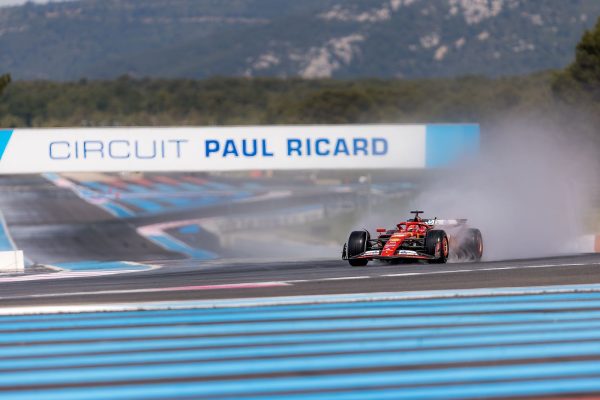 Ferrari en essais pour Pirelli au Circuit Paul Ricard