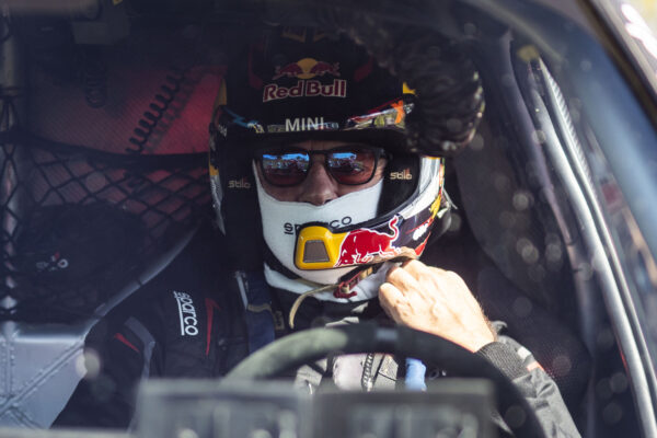 Carlos Sainz rejoint M-Sport Ford pour le Dakar 2025