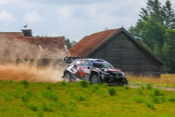 Pologne, ES11 : Rovanperä en tête, des spectateurs indisciplinés !