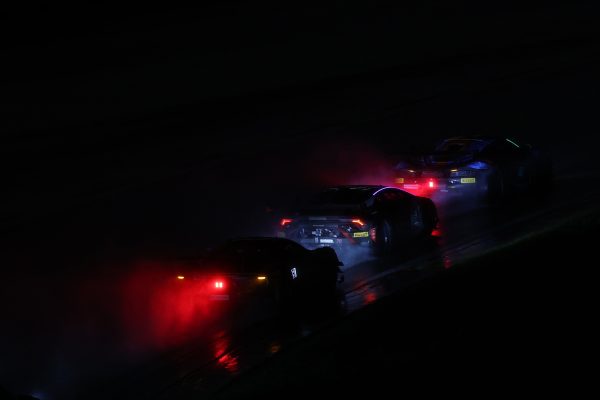 24 Heures de Spa : Le point au petit matin (et sous la pluie) !