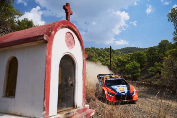 Acropole, ES12 : Neuville assure, Pajari (WRC2) 5e au général