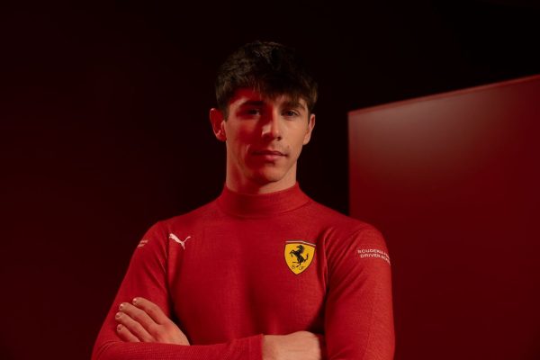 Arthur et Charles Leclerc, ensemble chez Ferrari aux EL1 d'Abu Dhabi
