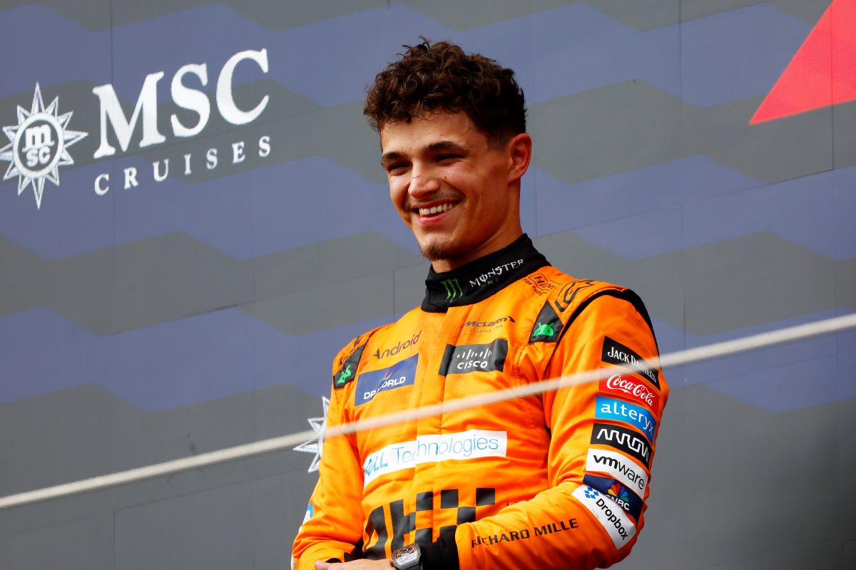 Lando Norris sur le podium à Imola