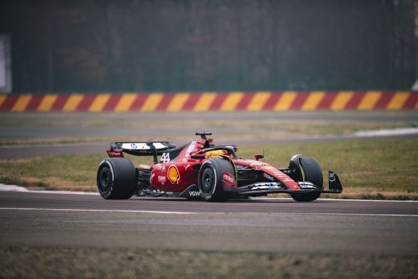 Hamilton fait son premier roulage à Fiorano pour Ferrari