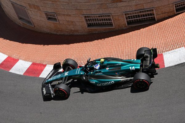 Trois jeux de pneus Pirelli imposés en course à Monaco